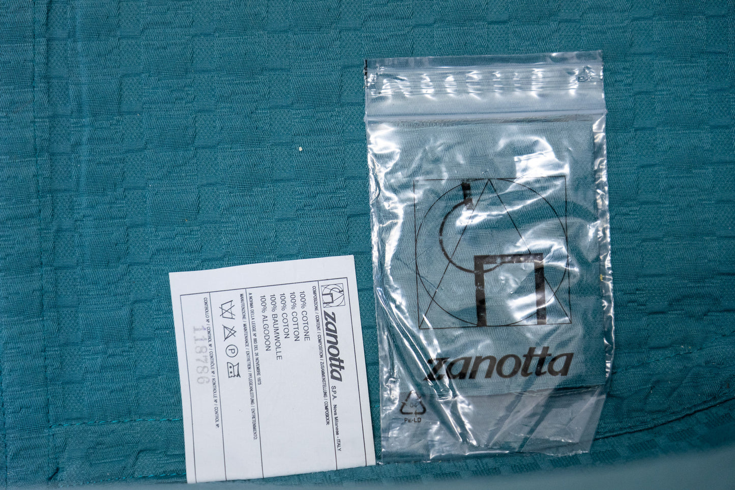 Zanotta Onda Sofa Nr. 3